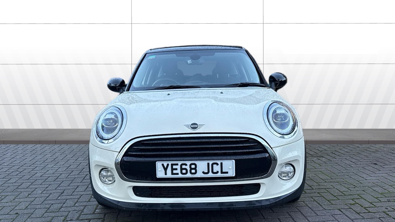 Used MINI Hatch 2018 for sale - 76968338: Photo 3