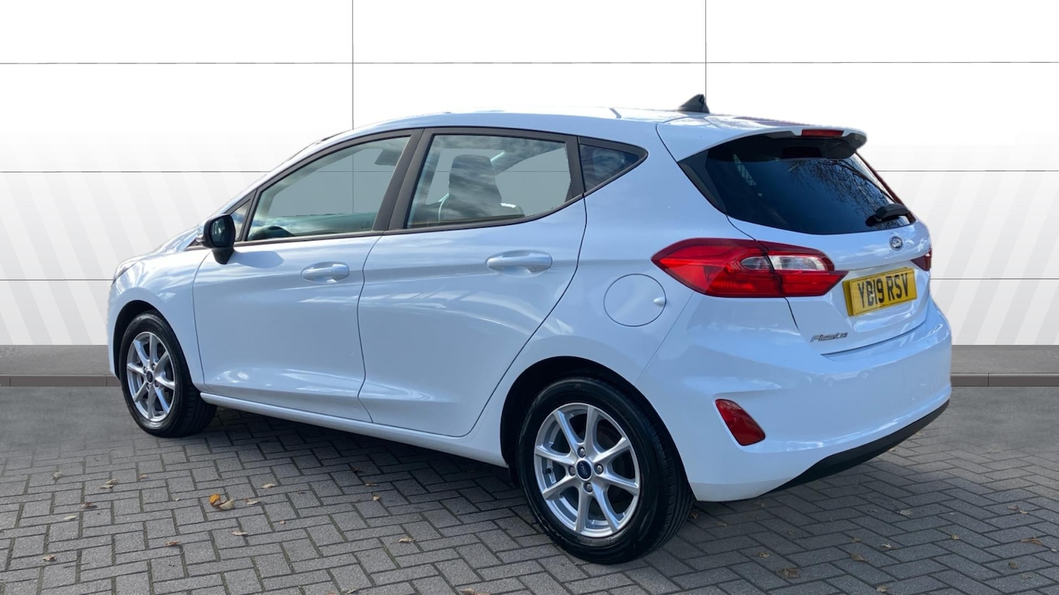 Used Ford Fiesta 2019 for sale - 76405185: Photo 2