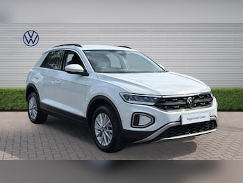 Used Volkswagen T-Roc 2022 for sale - 79504802: Photo