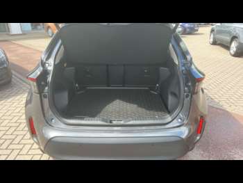 Used Toyota Yaris Cross 2023 for sale - 75105774: Photo