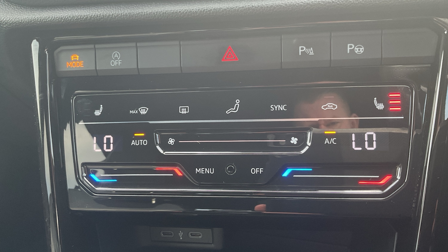 Used Volkswagen T-Roc 2023 for sale - 78011533: Photo 13