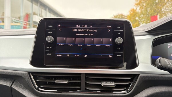 Used Volkswagen T-Roc 2024 for sale - 76230778: Photo 12