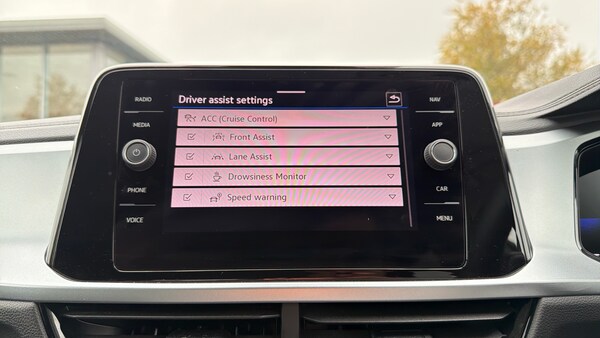 Used Volkswagen T-Roc 2024 for sale - 76230778: Photo 24