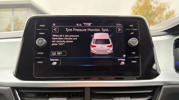 Used Volkswagen T-Roc 2024 for sale - 76230778: Photo 25