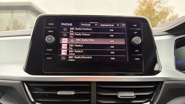 Used Volkswagen T-Roc 2024 for sale - 76230778: Photo 35