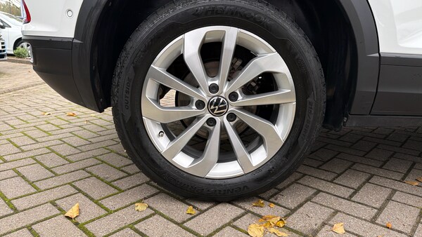 Used Volkswagen T-Roc 2024 for sale - 76230778: Photo 36