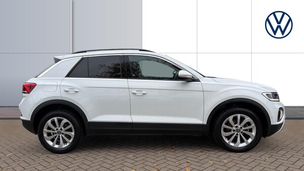 Used Volkswagen T-Roc 2024 for sale - 76230778: Photo 4