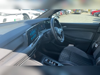 Used Volkswagen Golf 2022 for sale - 78476948: Photo