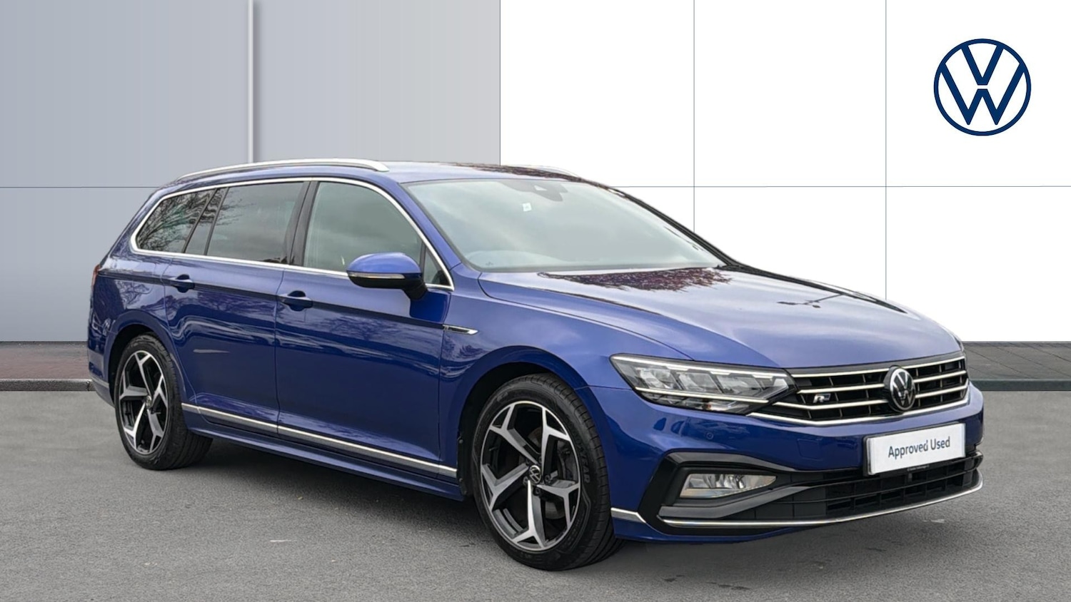 Used Volkswagen Passat 2022 for sale - 76709991: Photo 1
