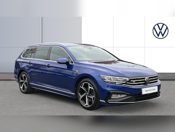 Used Volkswagen Passat 2022 for sale - 76709991: Photo