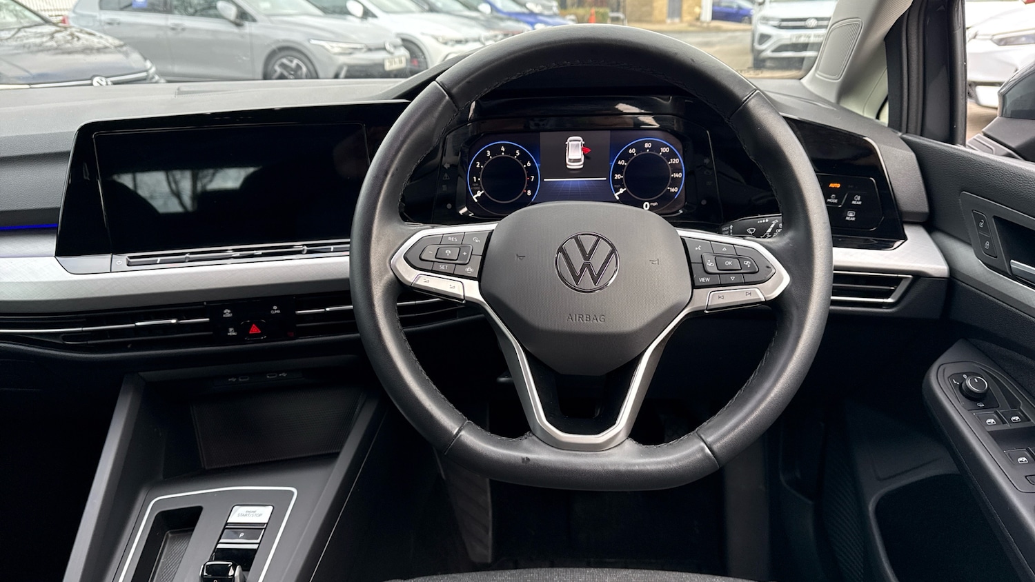 Used Volkswagen Golf 2023 for sale - 77044613: Photo 10