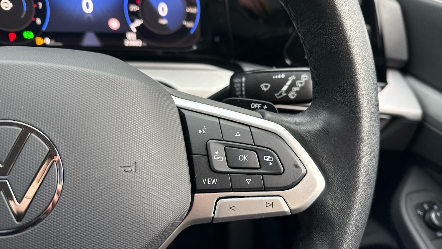 Used Volkswagen Golf 2023 for sale - 77044613: Photo 18