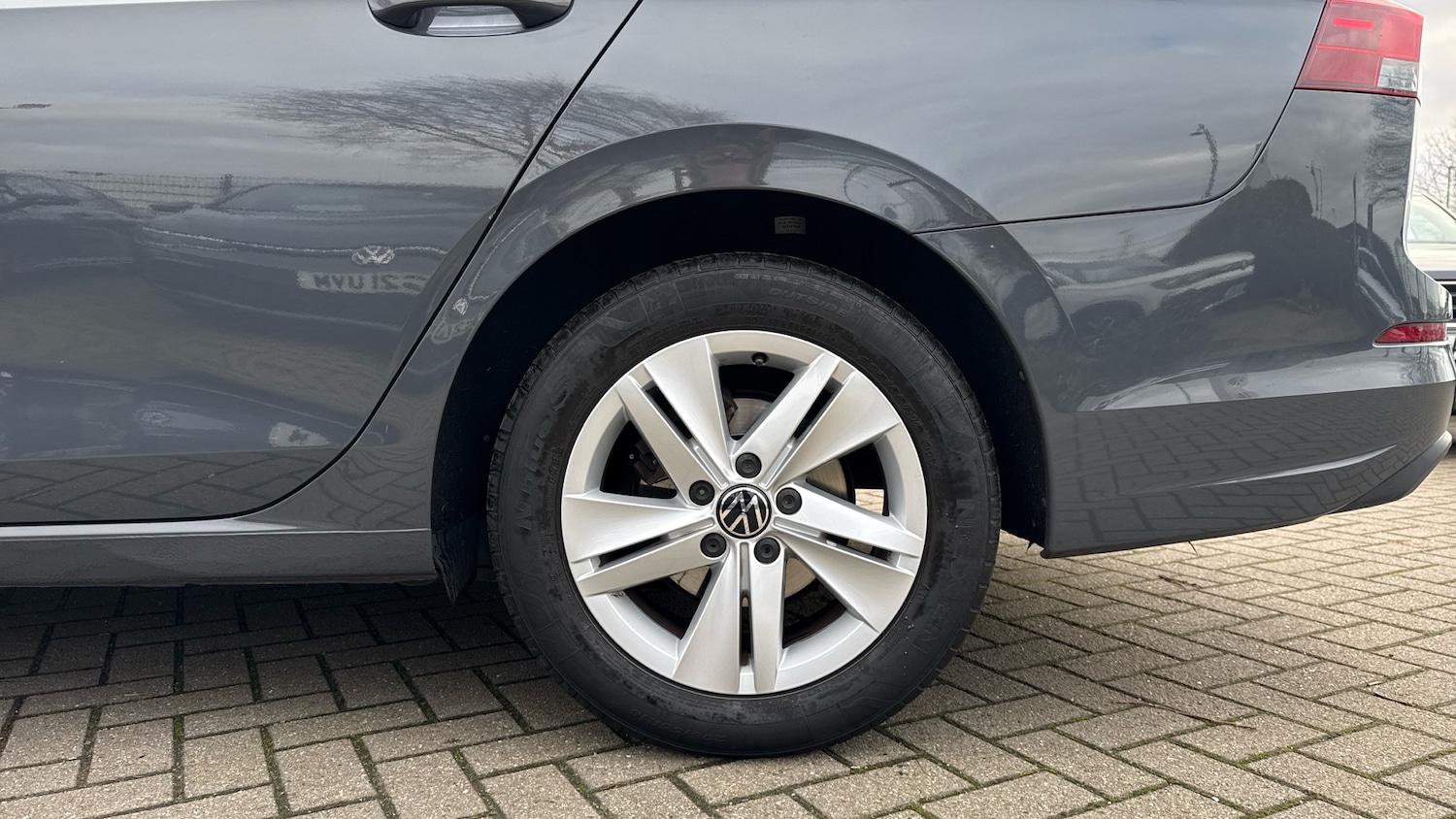 Used Volkswagen Golf 2023 for sale - 77044613: Photo 5