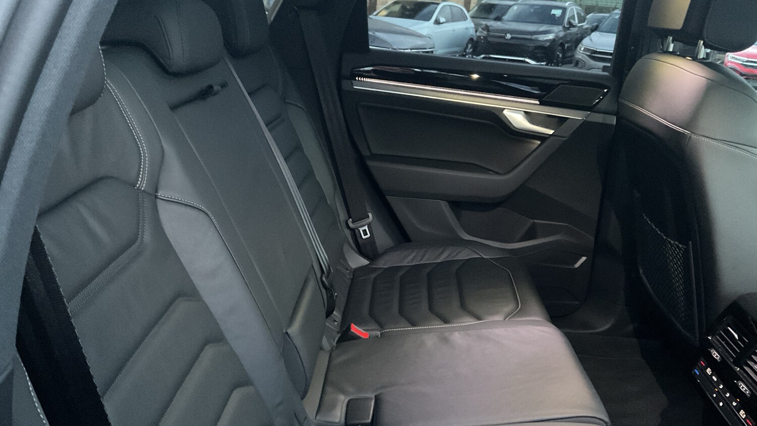 Used Volkswagen Touareg 2025 for sale - 77567333: Photo 36