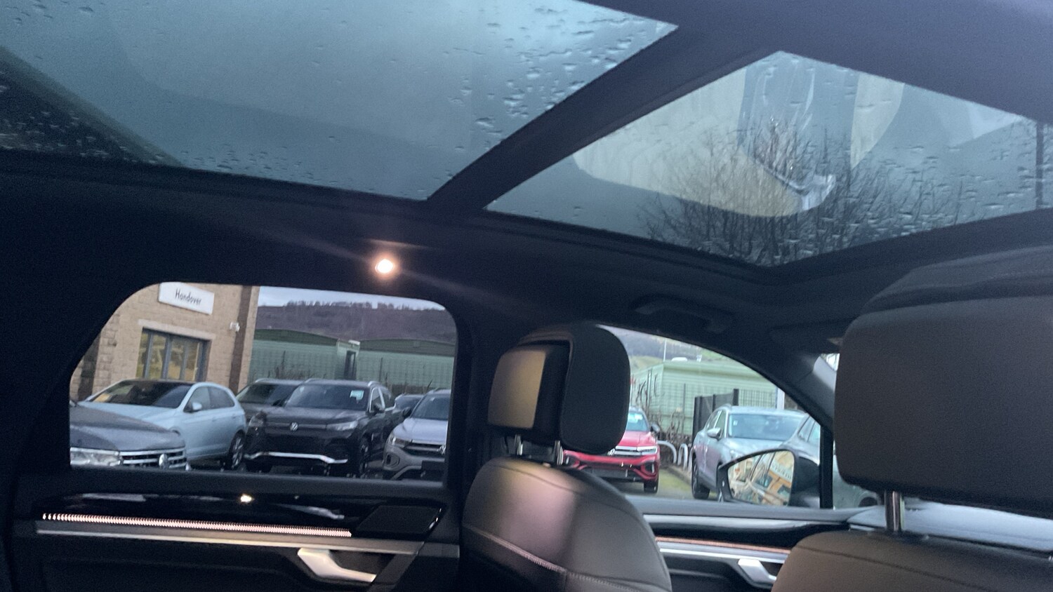 Used Volkswagen Touareg 2025 for sale - 77567333: Photo 37