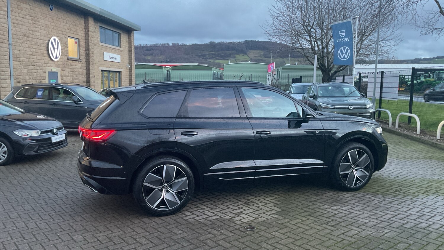 Used Volkswagen Touareg 2025 for sale - 77567333: Photo 45