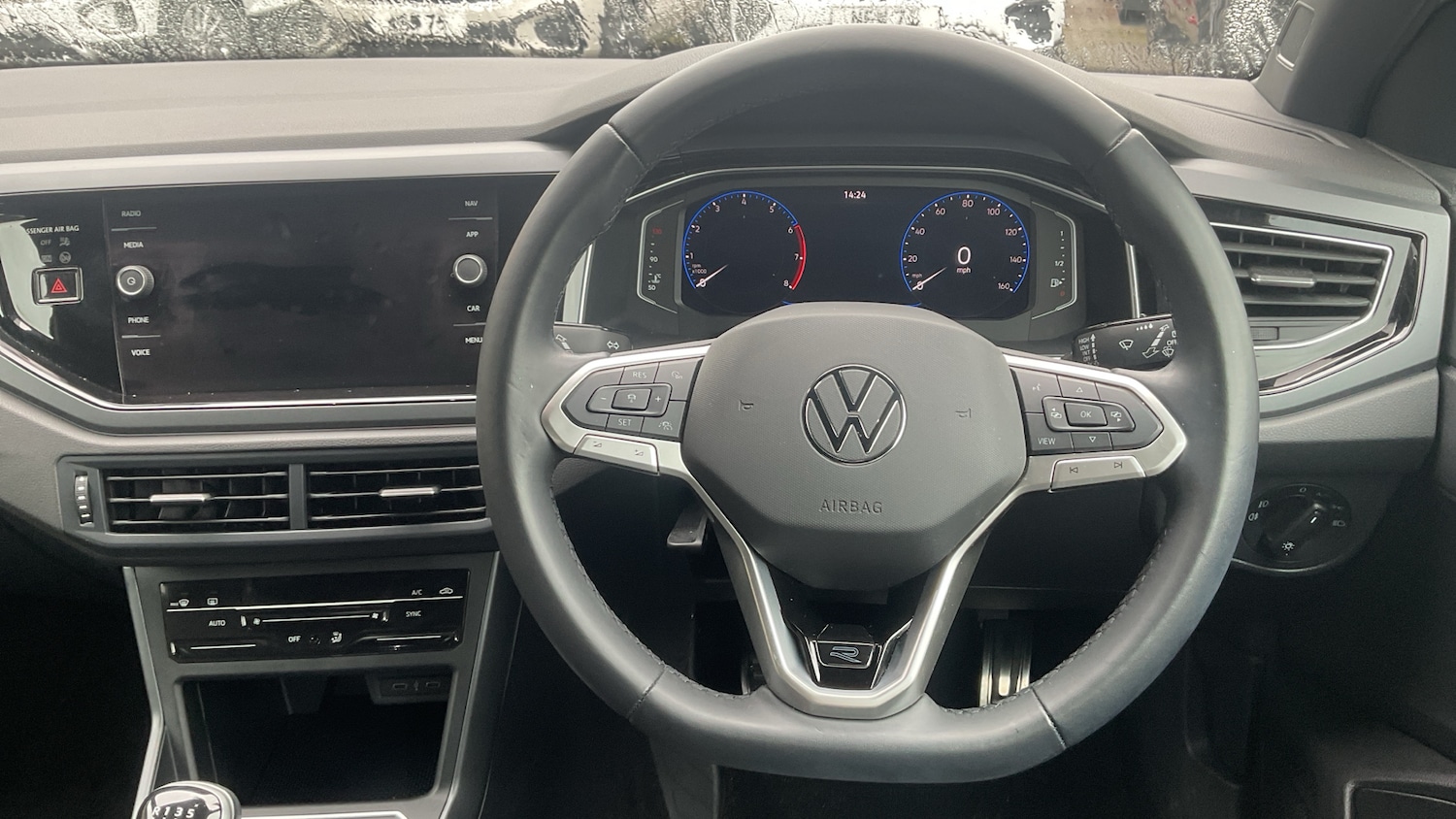 Used Volkswagen Polo 2023 for sale - 75762191: Photo 10