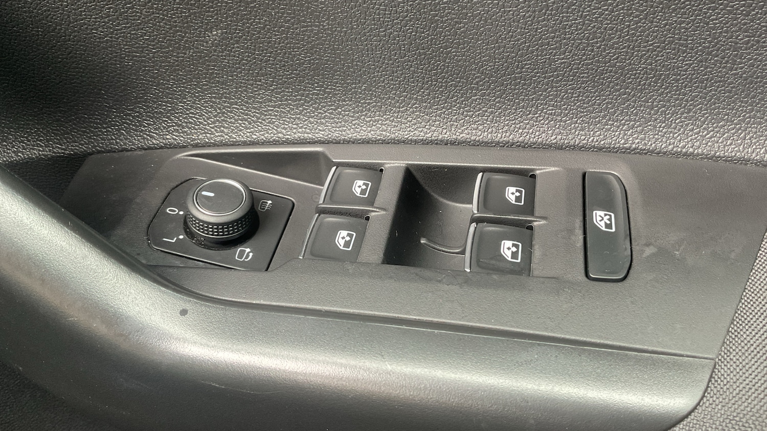 Used Volkswagen Polo 2023 for sale - 75762191: Photo 21