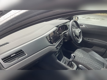 Used Volkswagen Polo 2023 for sale - 75762191: Photo