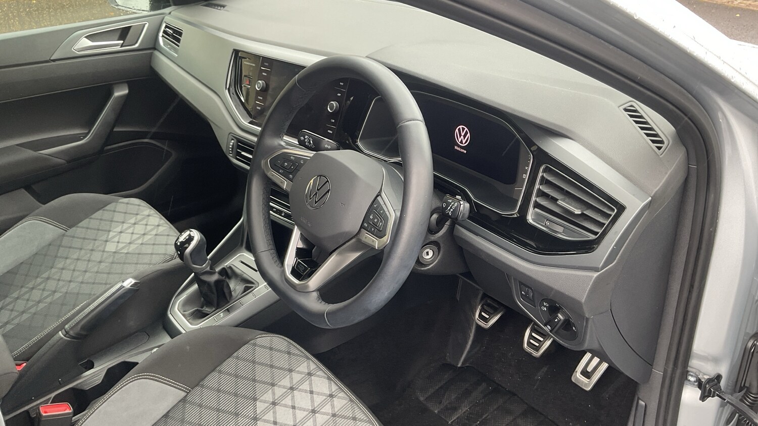 Used Volkswagen Polo 2023 for sale - 75762191: Photo 6