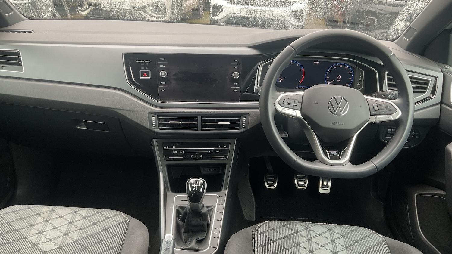Used Volkswagen Polo 2023 for sale - 75762191: Photo 9