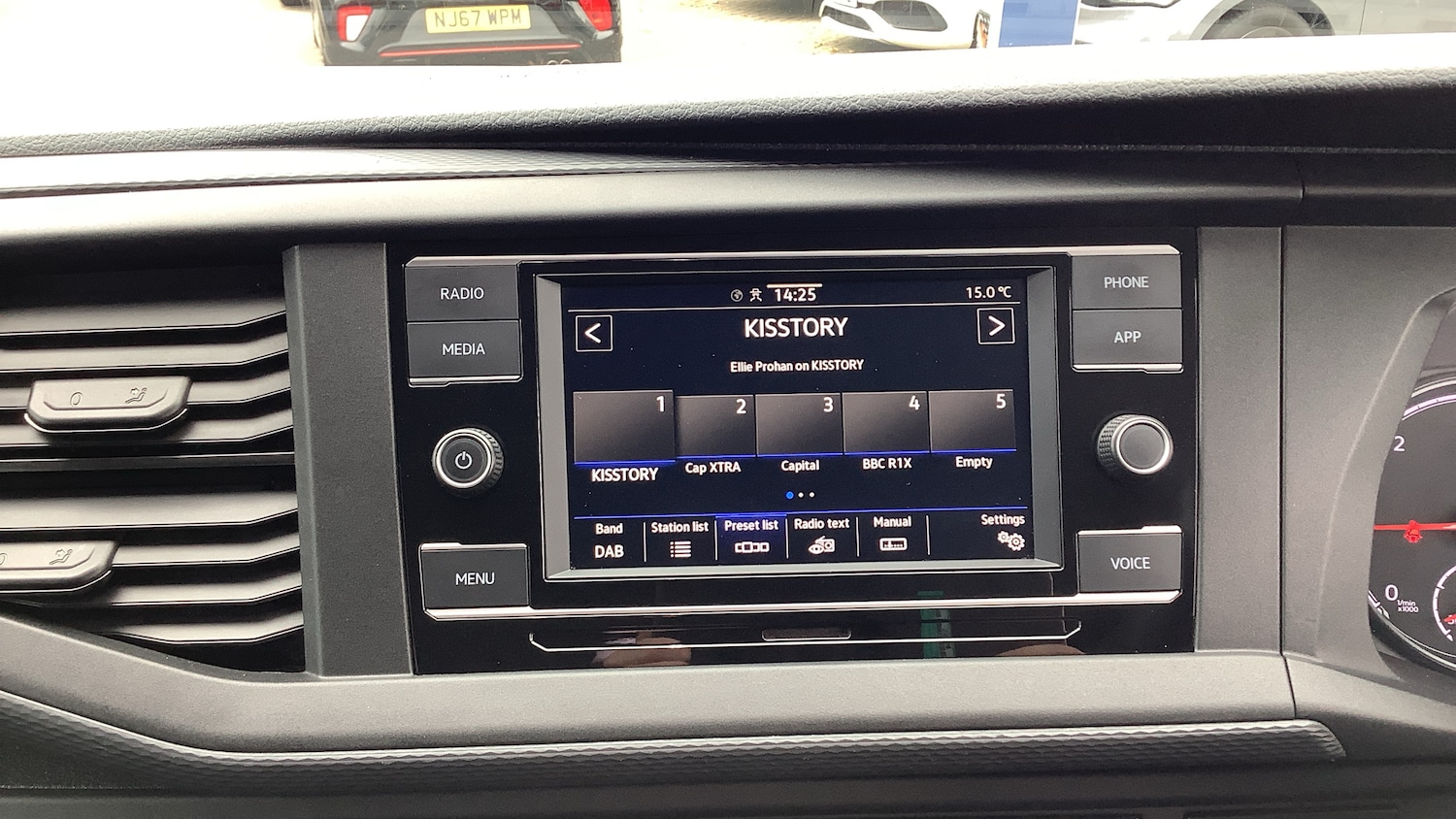 Used Volkswagen Transporter Shuttle 2020 for sale - 76230775: Photo 12