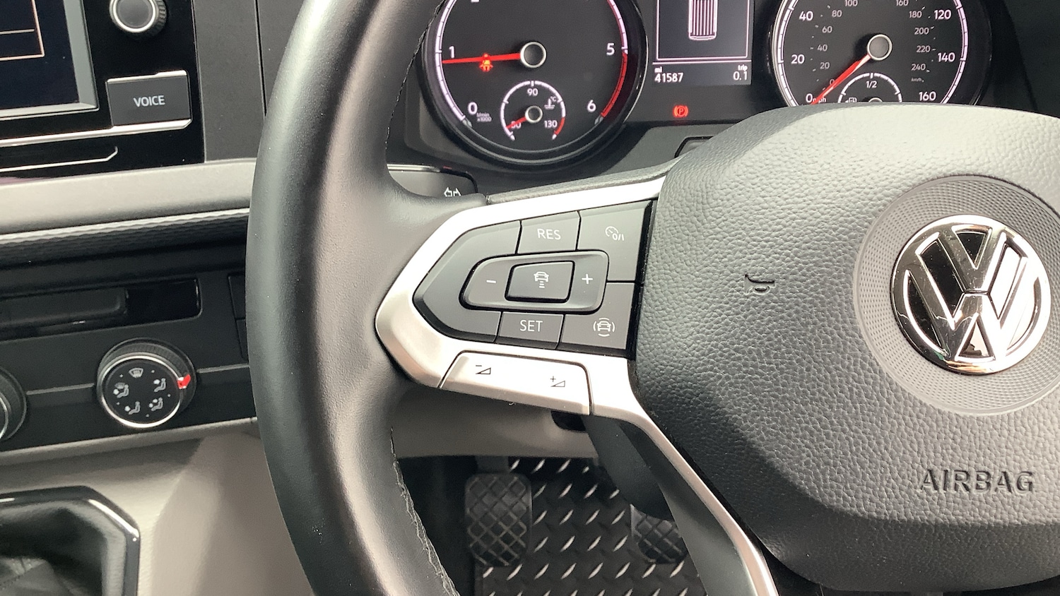 Used Volkswagen Transporter Shuttle 2020 for sale - 76230775: Photo 17