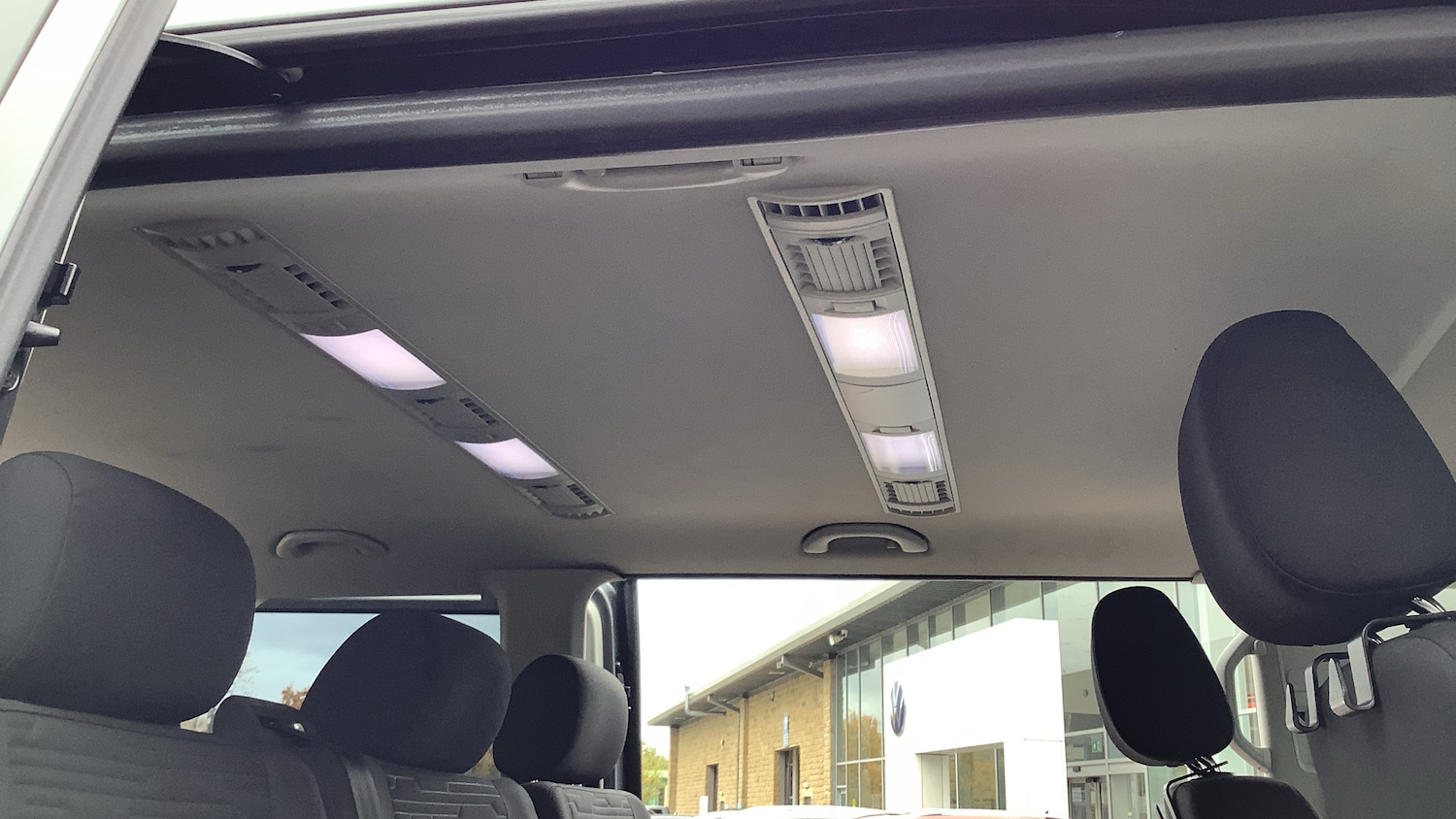 Used Volkswagen Transporter Shuttle 2020 for sale - 76230775: Photo 27