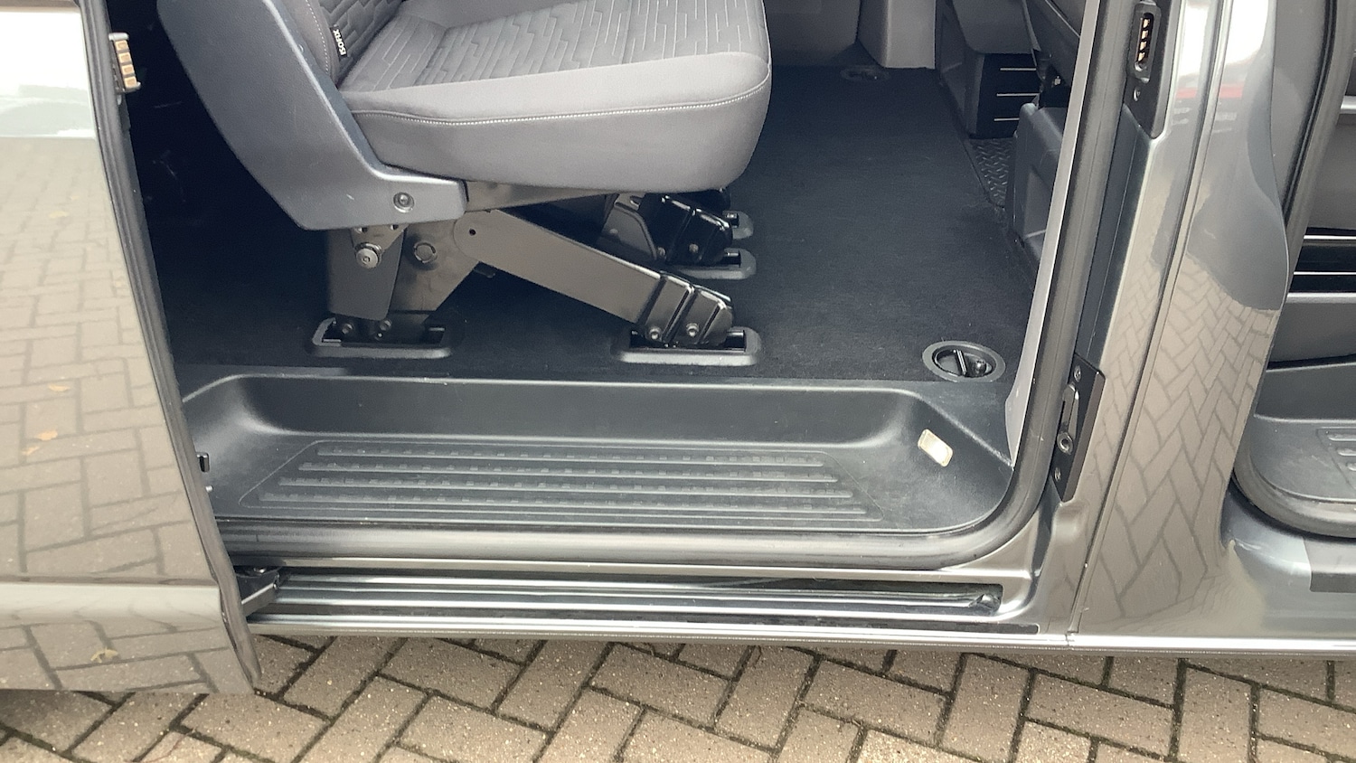 Used Volkswagen Transporter Shuttle 2020 for sale - 76230775: Photo 33