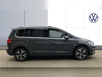 Used Volkswagen Touran 2022 for sale - 76449224: Photo