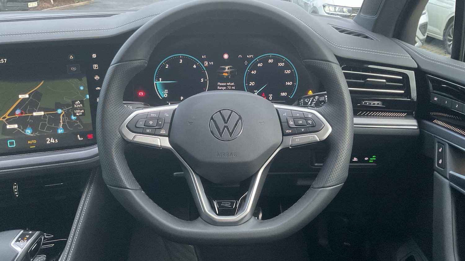 Used Volkswagen Touareg 2025 for sale - 77245099: Photo 10