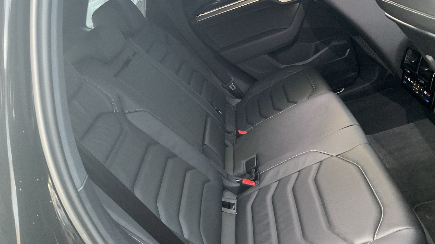 Used Volkswagen Touareg 2025 for sale - 77245099: Photo 16