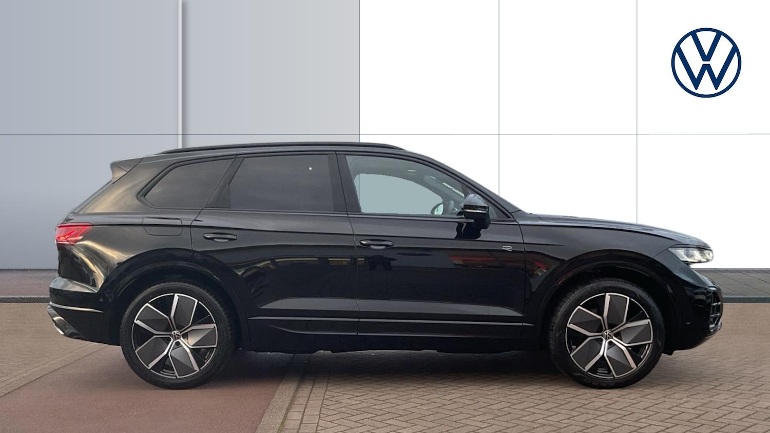 Used Volkswagen Touareg 2025 for sale - 77245099: Photo 4