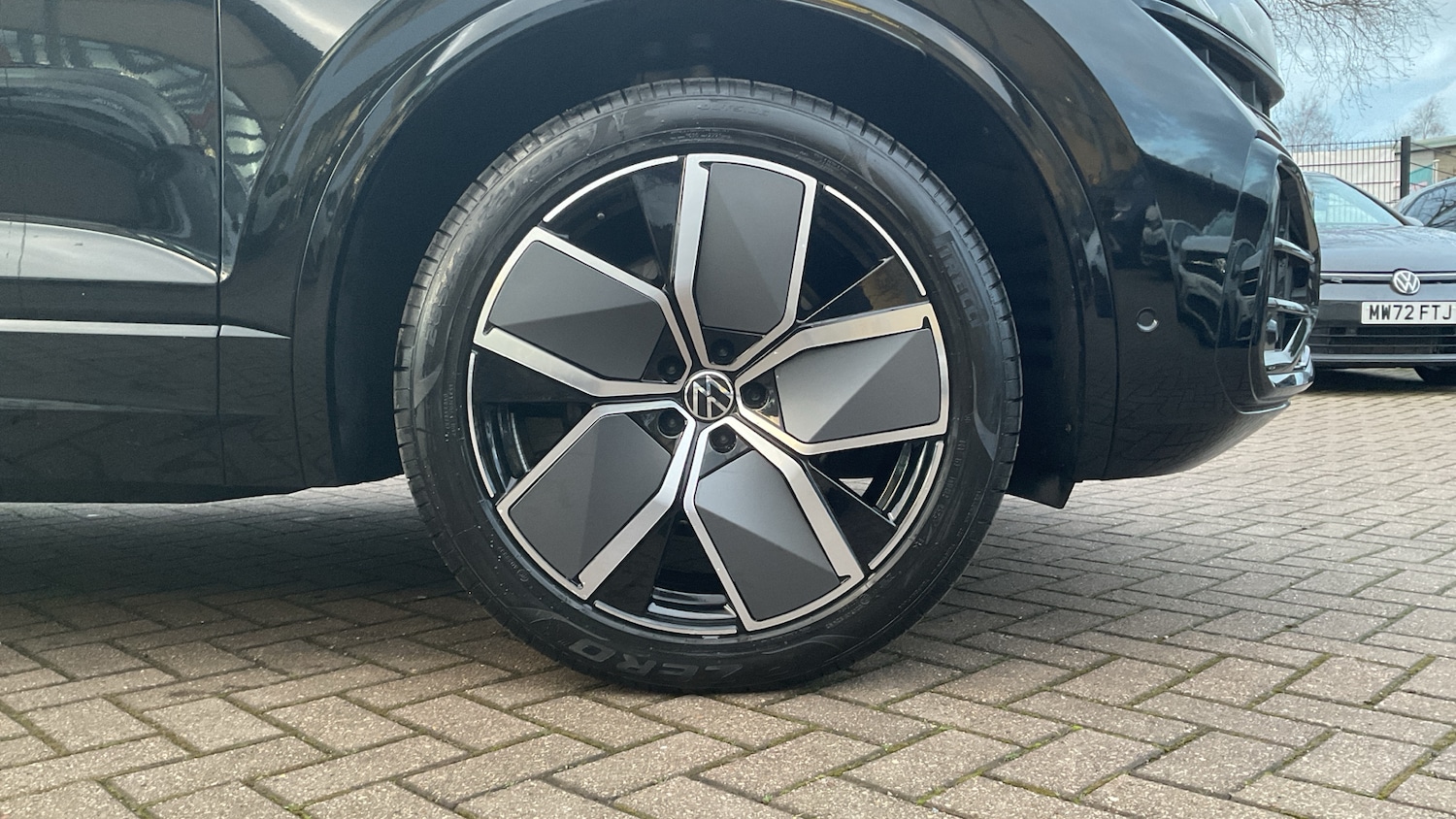 Used Volkswagen Touareg 2025 for sale - 77245099: Photo 5