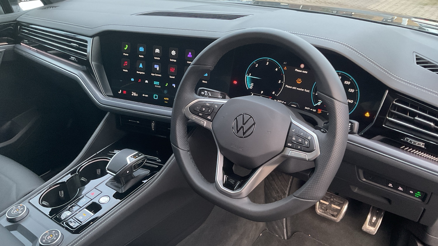 Used Volkswagen Touareg 2025 for sale - 77245099: Photo 6