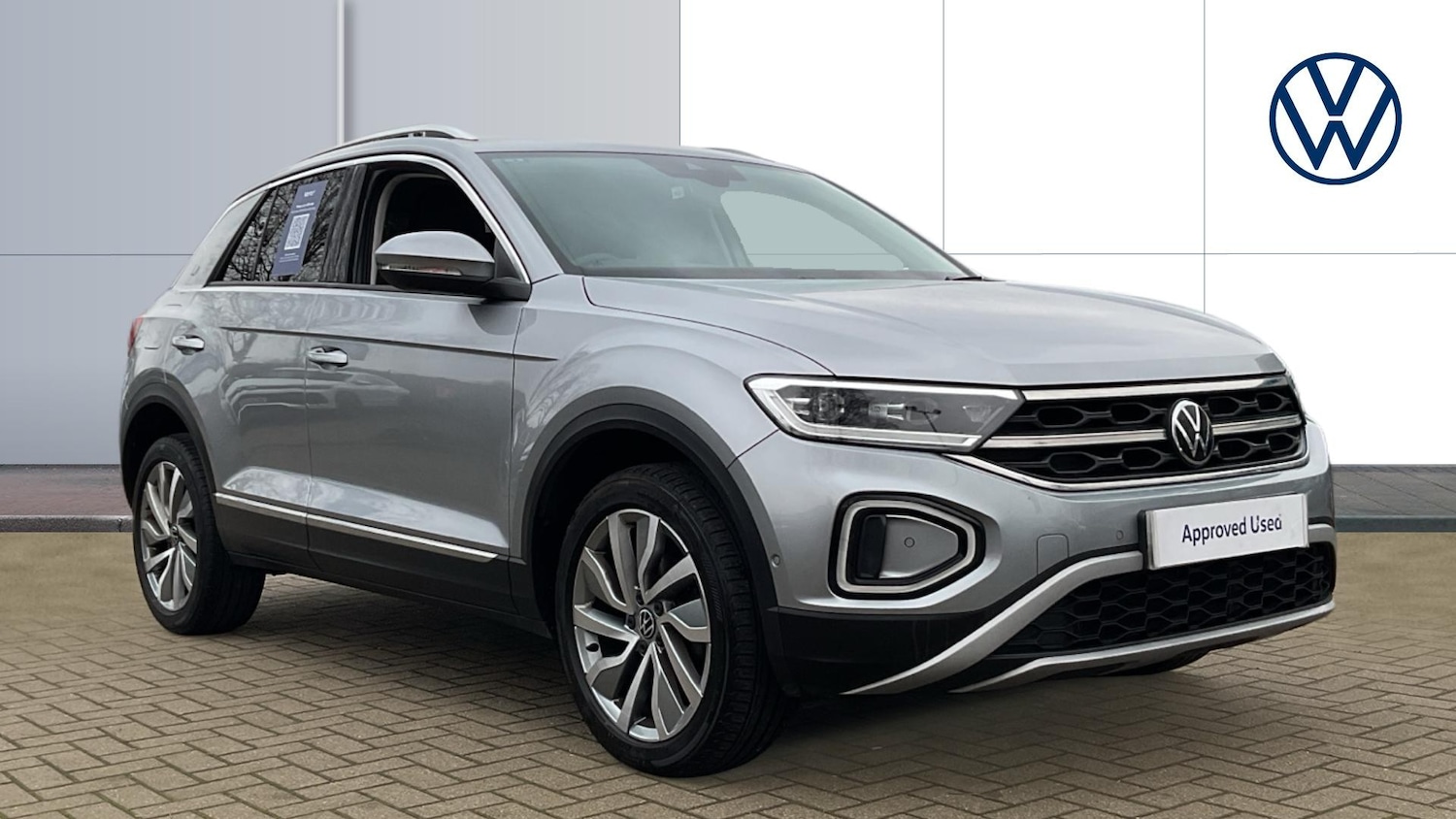 Used Volkswagen T-Roc 2022 for sale - 77033334: Photo 1