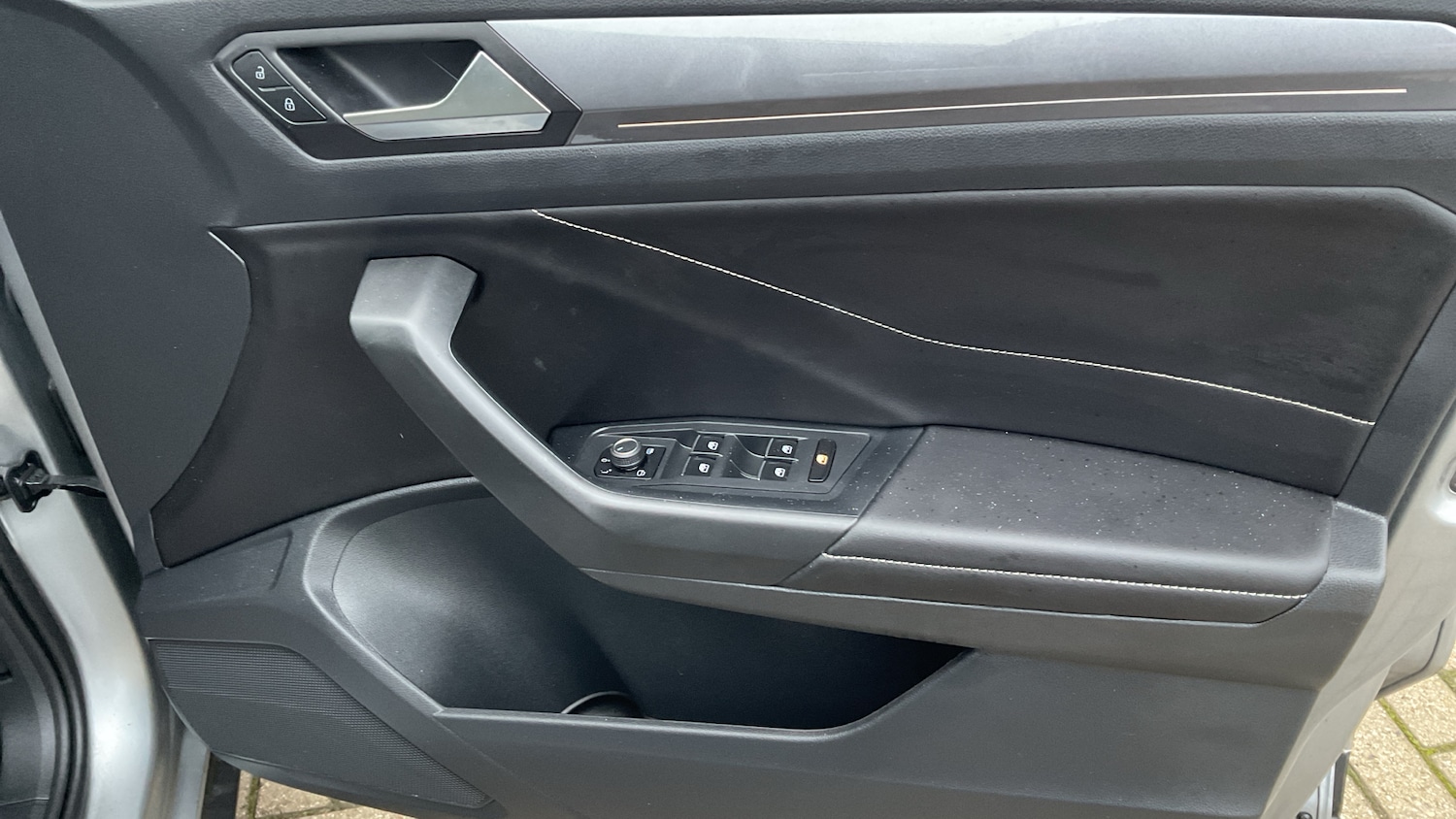 Used Volkswagen T-Roc 2022 for sale - 77033334: Photo 19