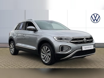 Used Volkswagen T-Roc 2022 for sale - 77033334: Photo