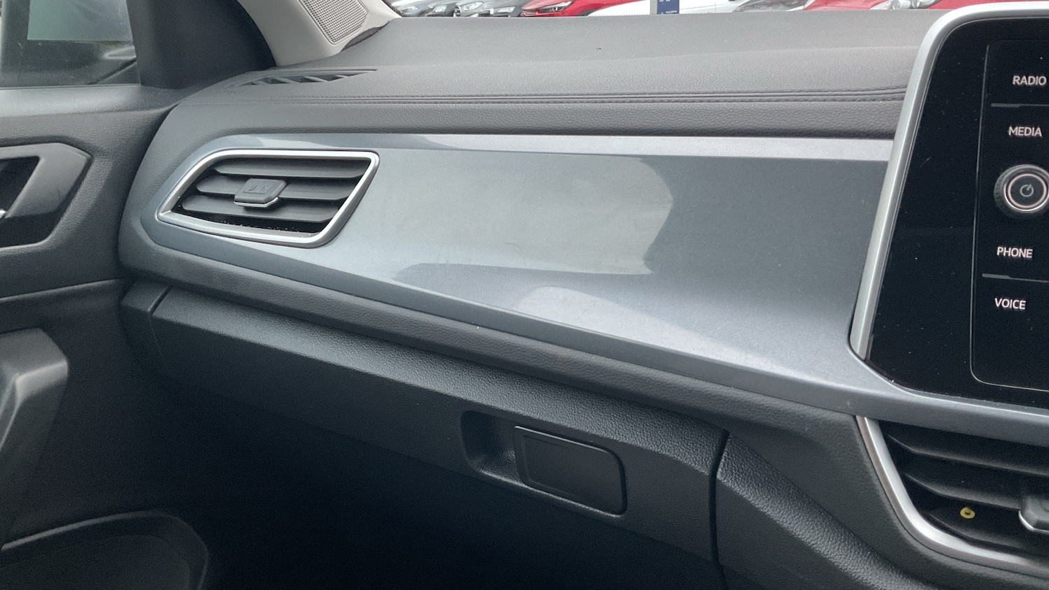 Used Volkswagen T-Roc 2022 for sale - 77033334: Photo 27