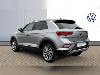 Used Volkswagen T-Roc 2022 for sale - 77033334: Photo