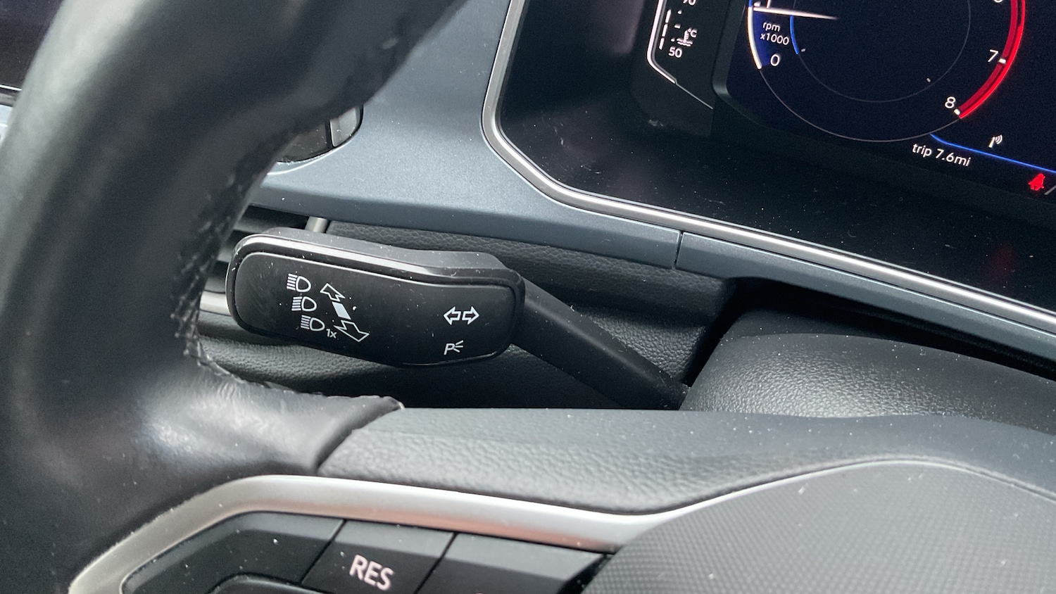 Used Volkswagen T-Roc 2022 for sale - 77033334: Photo 41