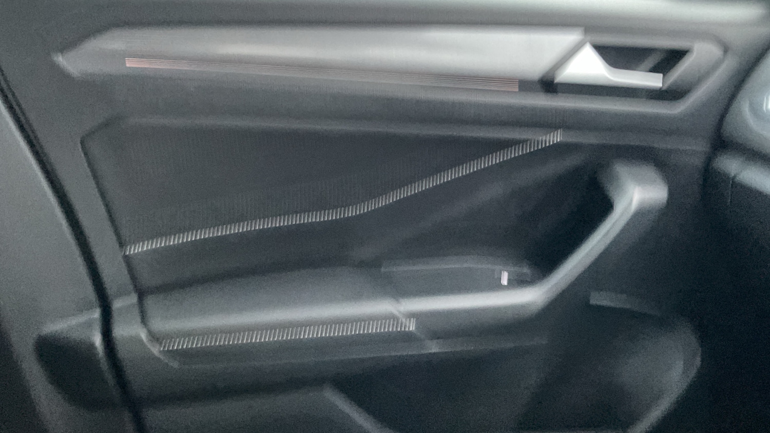 Used Volkswagen T-Roc 2022 for sale - 77033334: Photo 42