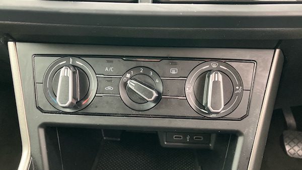 Used Volkswagen Polo 2021 for sale - 76298875: Photo 13