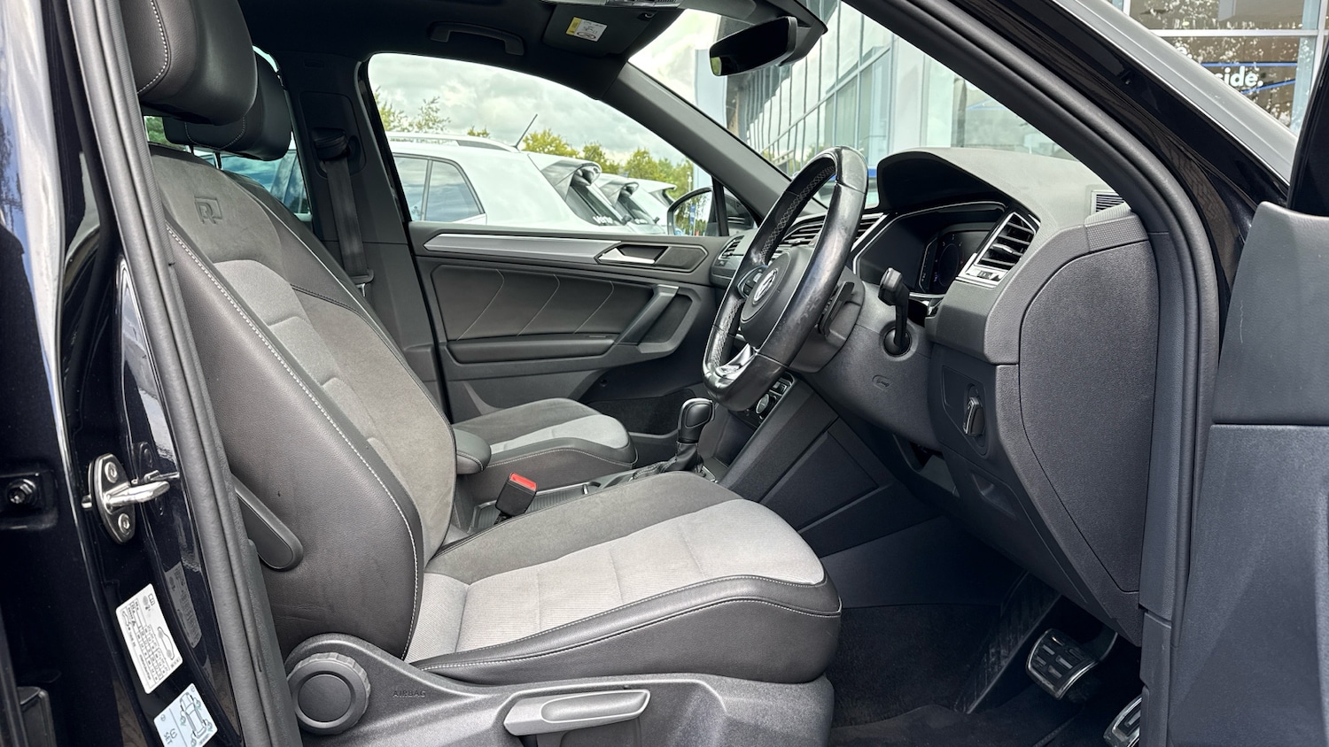 Used Volkswagen Tiguan 2020 for sale - 75972802: Photo 15