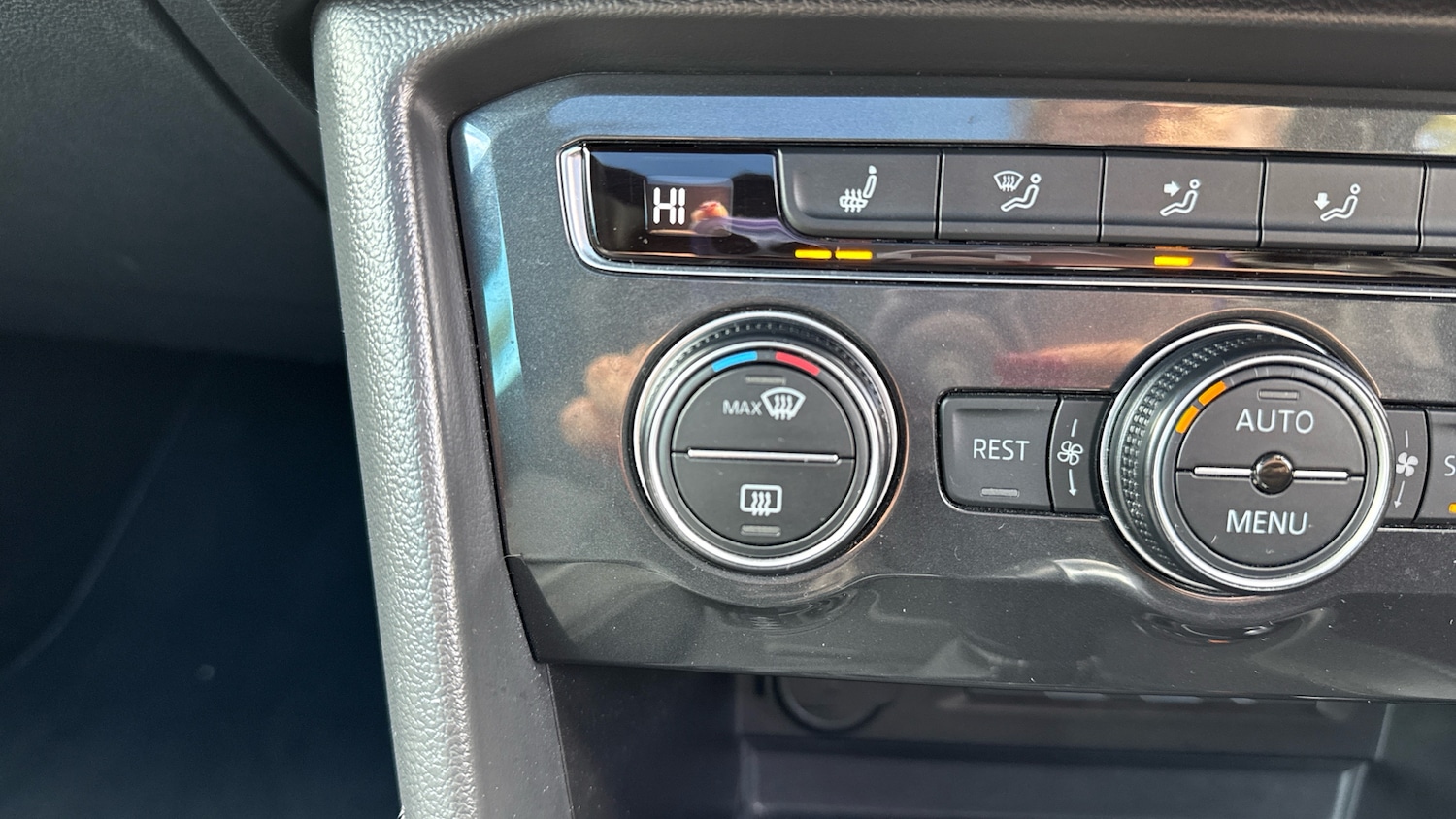 Used Volkswagen Tiguan 2020 for sale - 75972802: Photo 33