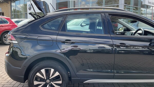 Used Volkswagen Taigo 2023 for sale - 75726656: Photo 2