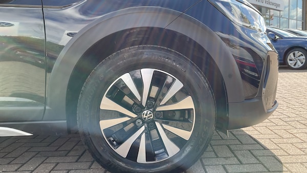 Used Volkswagen Taigo 2023 for sale - 75726656: Photo 9