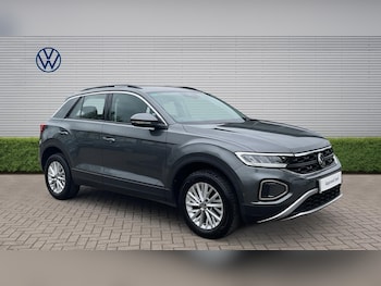 Used Volkswagen T-Roc 2023 for sale - 78558555: Photo