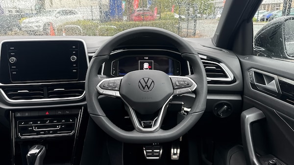 Used Volkswagen T-Roc 2025 for sale - 76063686: Photo 10
