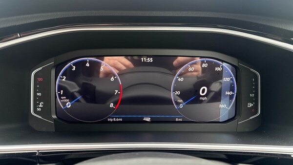 Used Volkswagen T-Roc 2025 for sale - 76063686: Photo 11